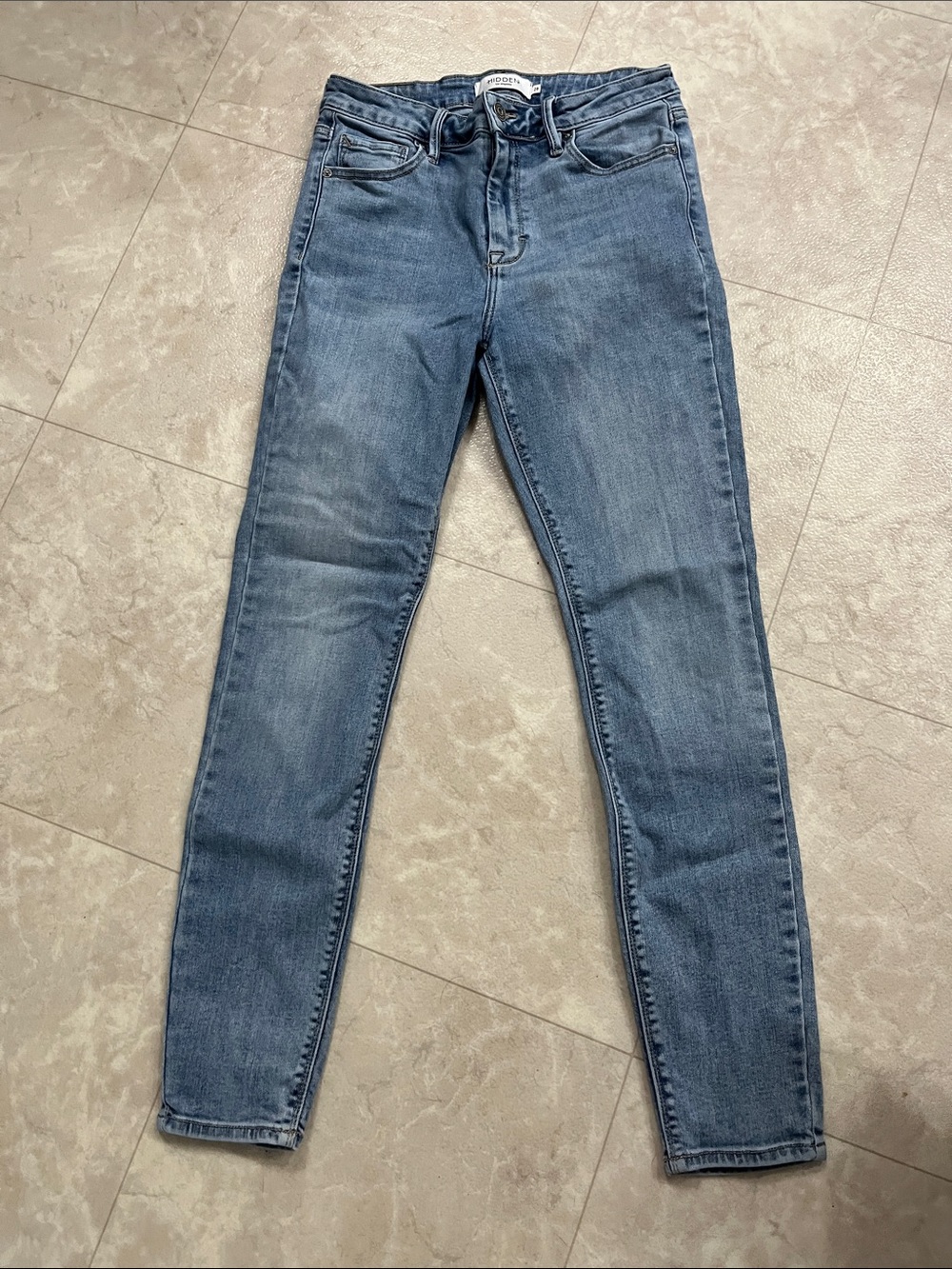 Stretch Skinny Jeans in Medium Blue Wash 8